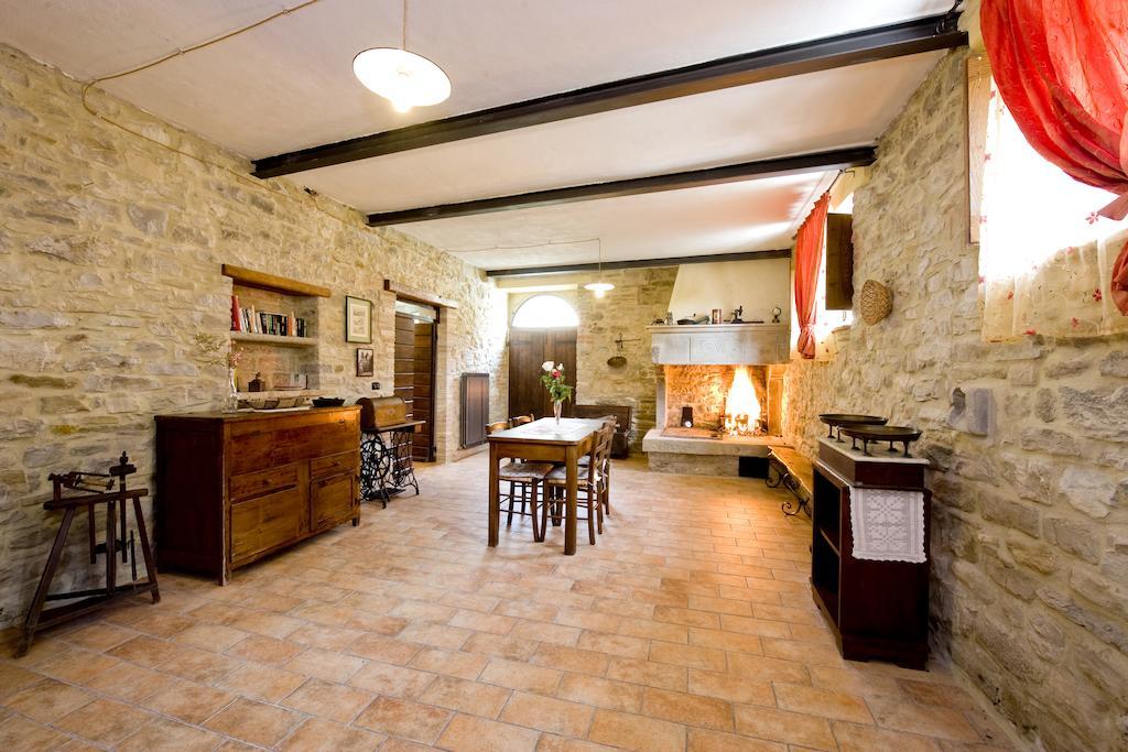 Villa Borgo Di Cortolla Pietralunga  Exterior foto